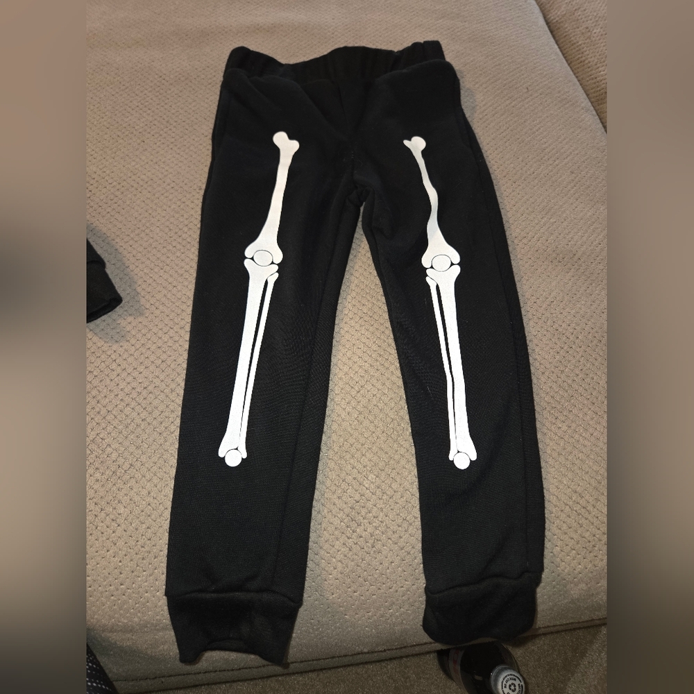 NEW 10Threads size 4 (3t) skelton Glow in The Dark 2pc Set fleece sweatshirt - Picture 7 of 15